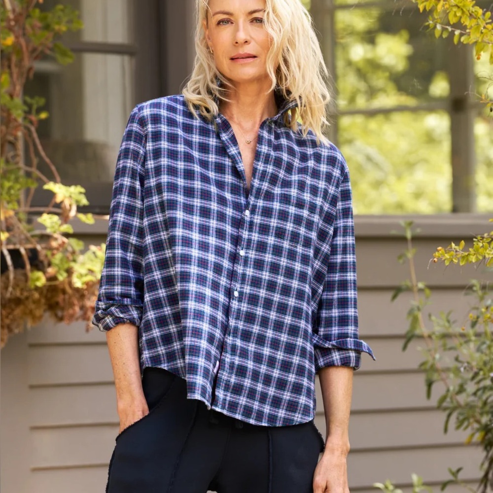 Frank & Eileen navy plaid relaxed shirt size small